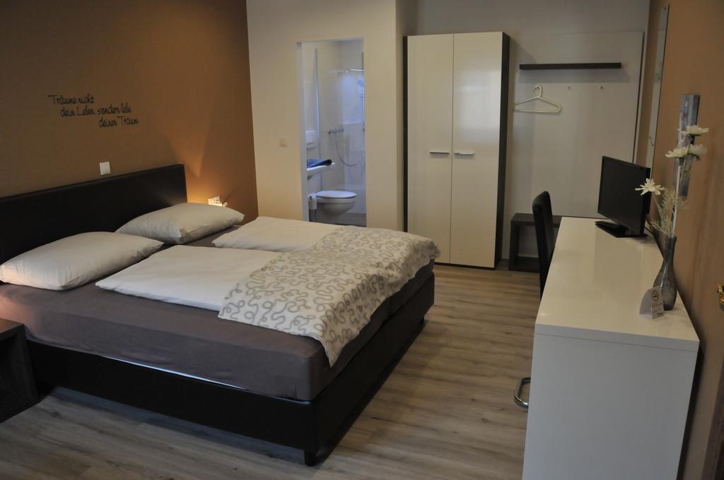 Hotel Krmstl "Zur Stadt Gmunden" Kirchdorf an der Krems Room photo